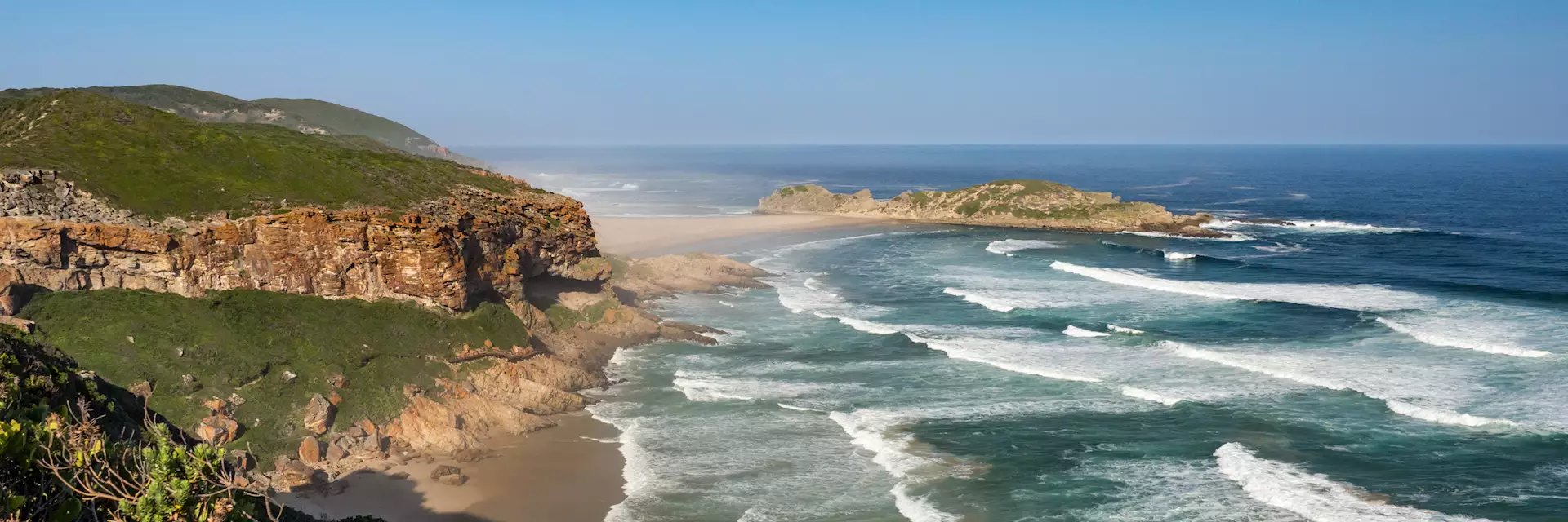 Ravines-Vineyards-And-The-Most-Spectacular-Beach-In-South-Africa8217s-Eastern-Cape ravines-vineyards-and-the-most-spectacular-beach-in-south-africas-eastern-cape