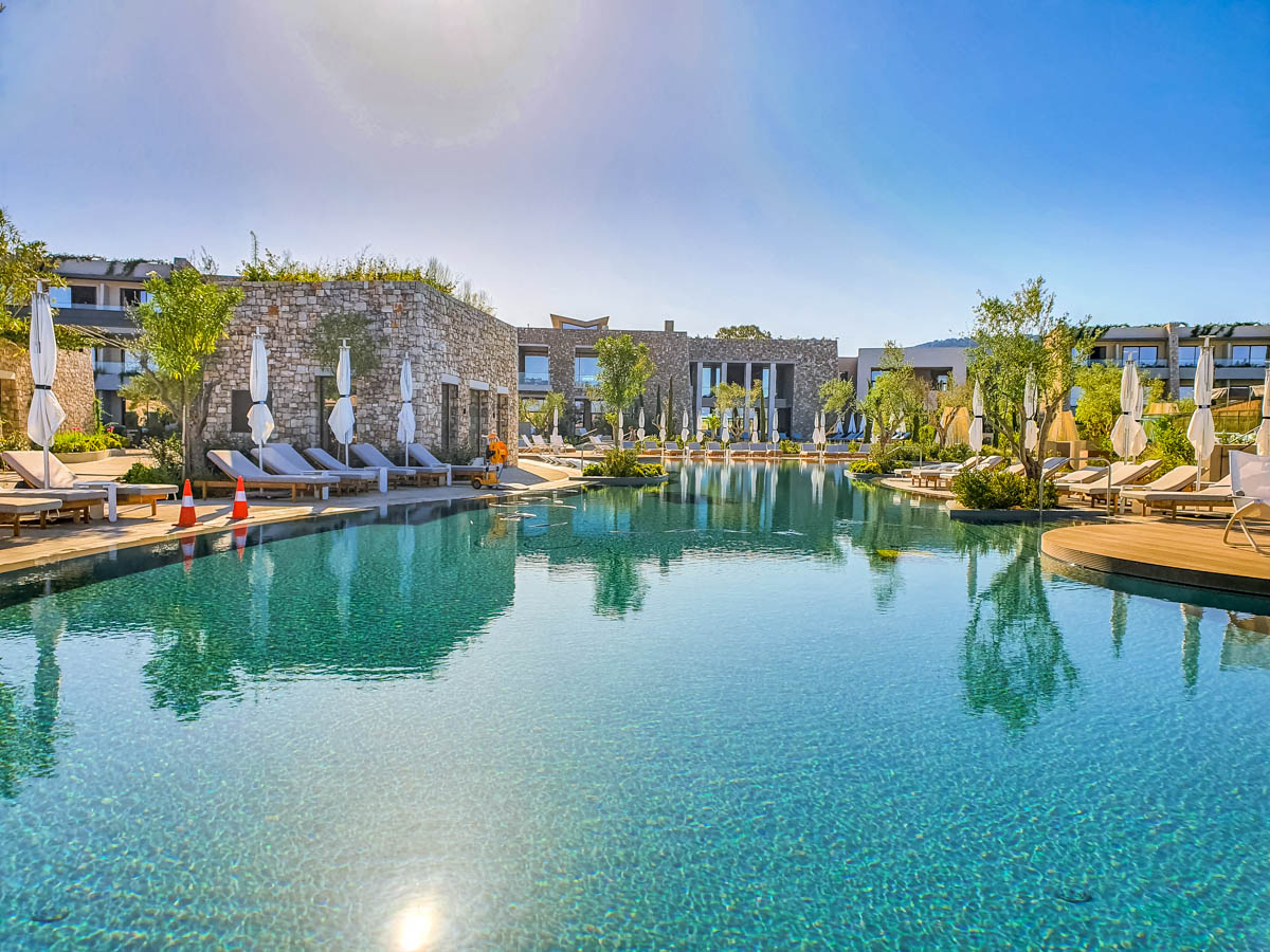 seeing-the-other-side-of-greece-in-costa-navarino