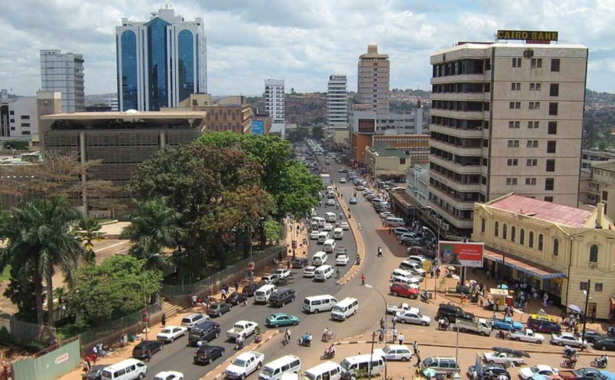 Self-drive-Uganda-7-Routes-To-Suit-Every-Itinerary self-drive-uganda-7-routes-to-suit-every-itinerary