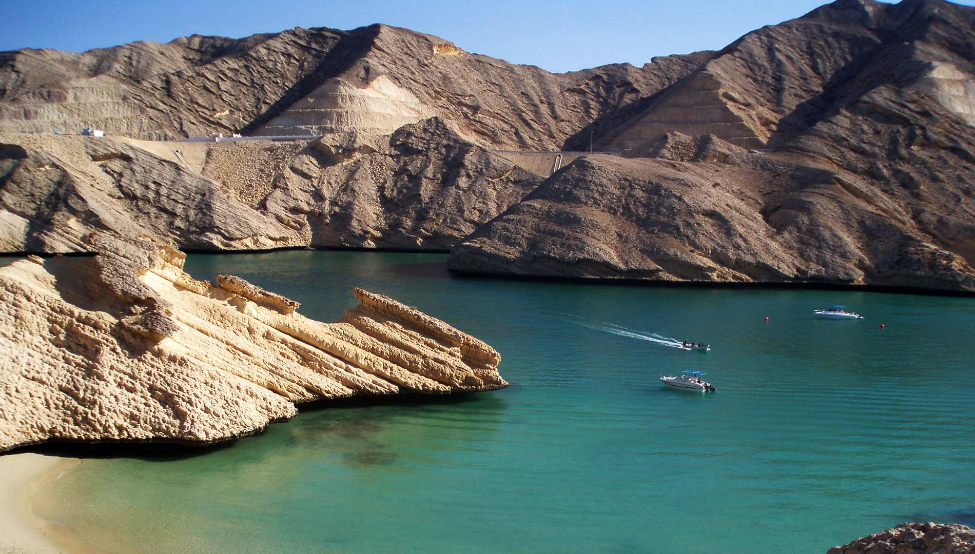 The-7-Best-Beaches-In-Oman the-7-best-beaches-in-oman