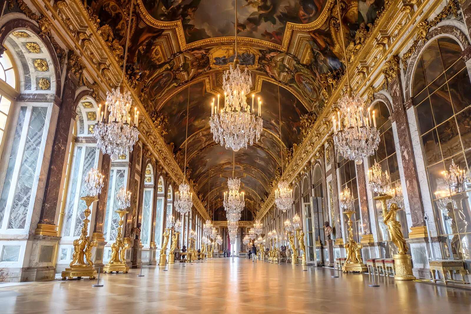 the-palace-of-versailles-a-complete-guide-to-visiting