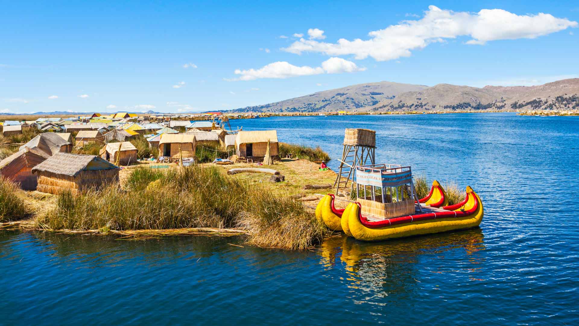 The Uros Floating Islands Of Lake Titicaca Peru TouristSecrets