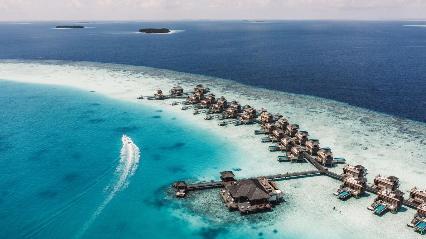 The-View-From-Above-At-Angsana-Velavaru-Maldives the-view-from-above-at-angsana-velavaru-maldives