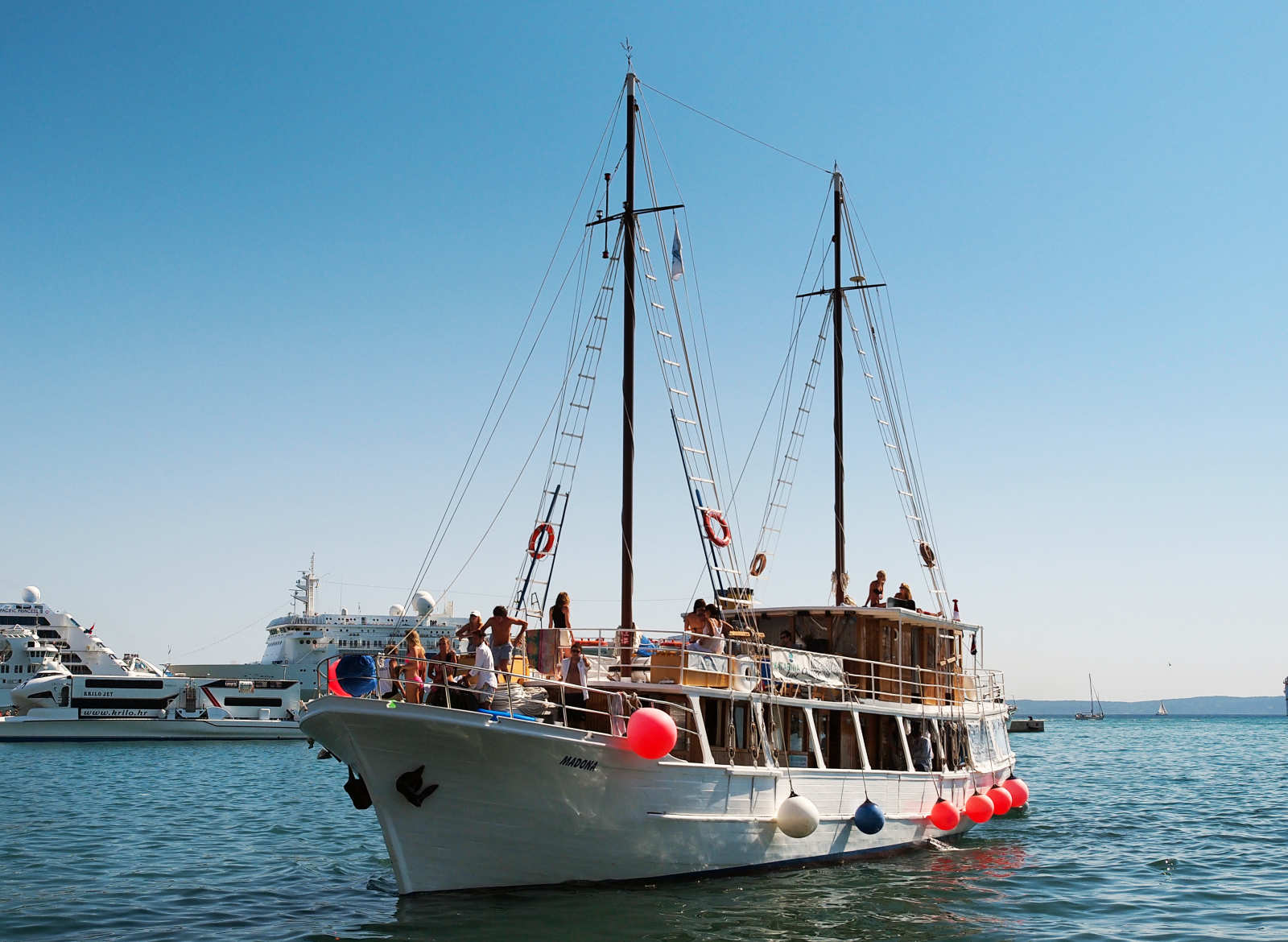 tour-review-sailing-around-croatia-with-busabout