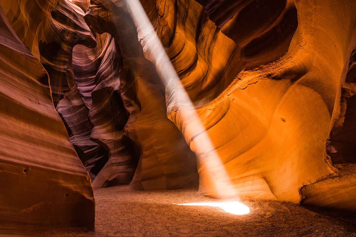Upper-Vs.-Lower-Antelope-Canyon-Which-To-Choose upper-vs-lower-antelope-canyon-which-to-choose