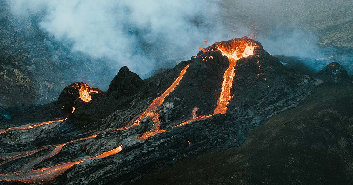 visiting-a-volcano-in-a-former-war-zone