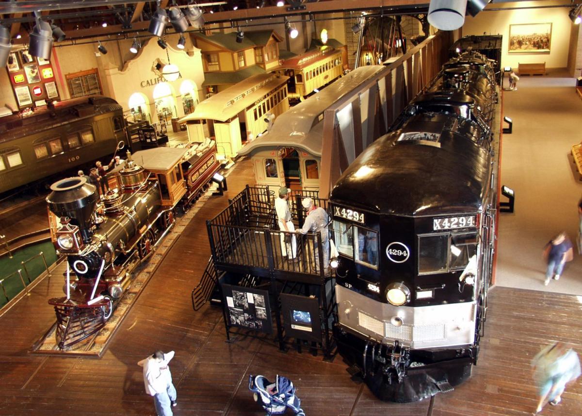 what-is-the-holiday-excursion-train-in-sacramento