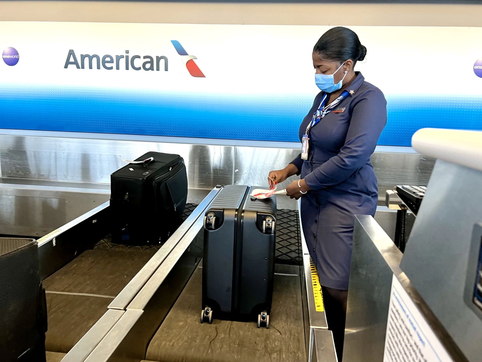 What-Size-Is-A-Carry-On-Suitcase-For-American-Airlines what-size-is-a-carry-on-suitcase-for-american-airlines