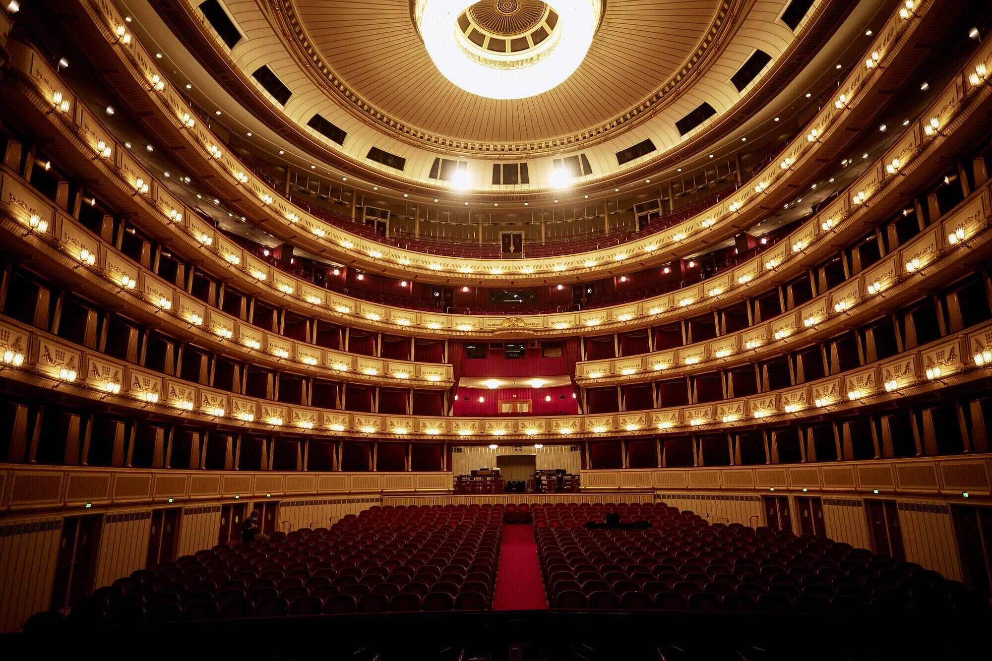 vienna opera guided tour tickets