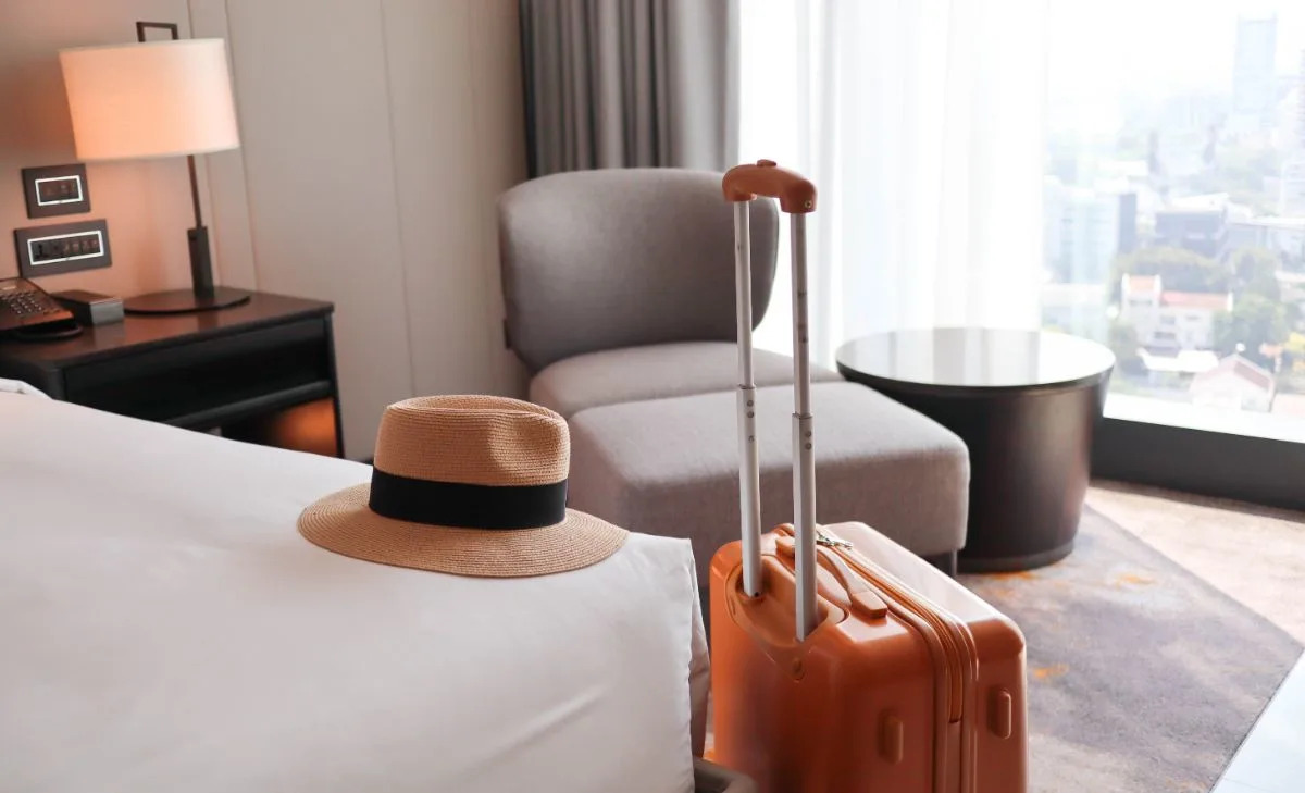 Where-To-Leave-Luggage-While-Sightseeing where-to-leave-luggage-while-sightseeing