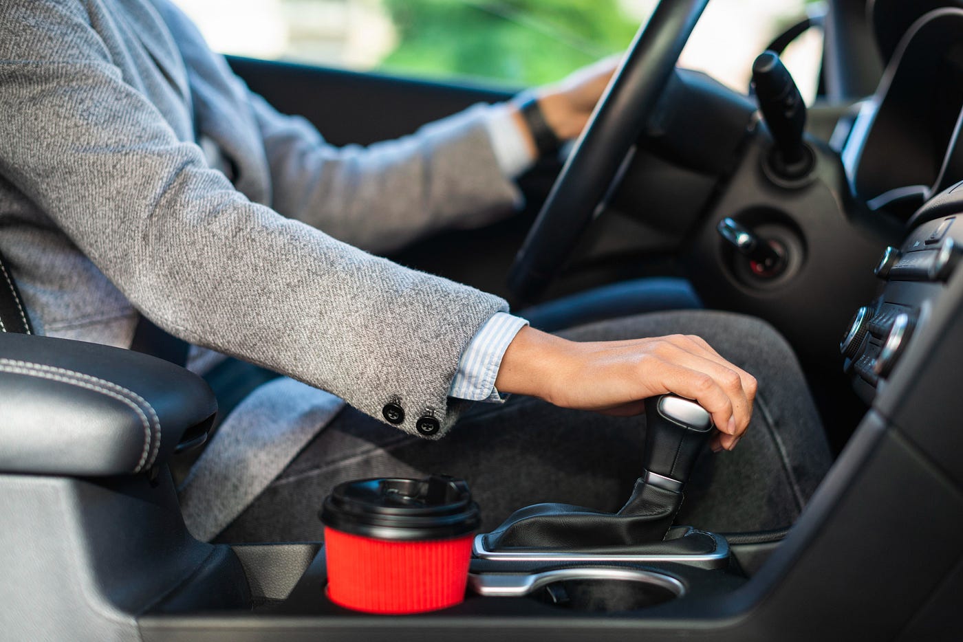 Which-Owala-Fits-In-Van-Cup-Holder which-owala-fits-in-van-cup-holder