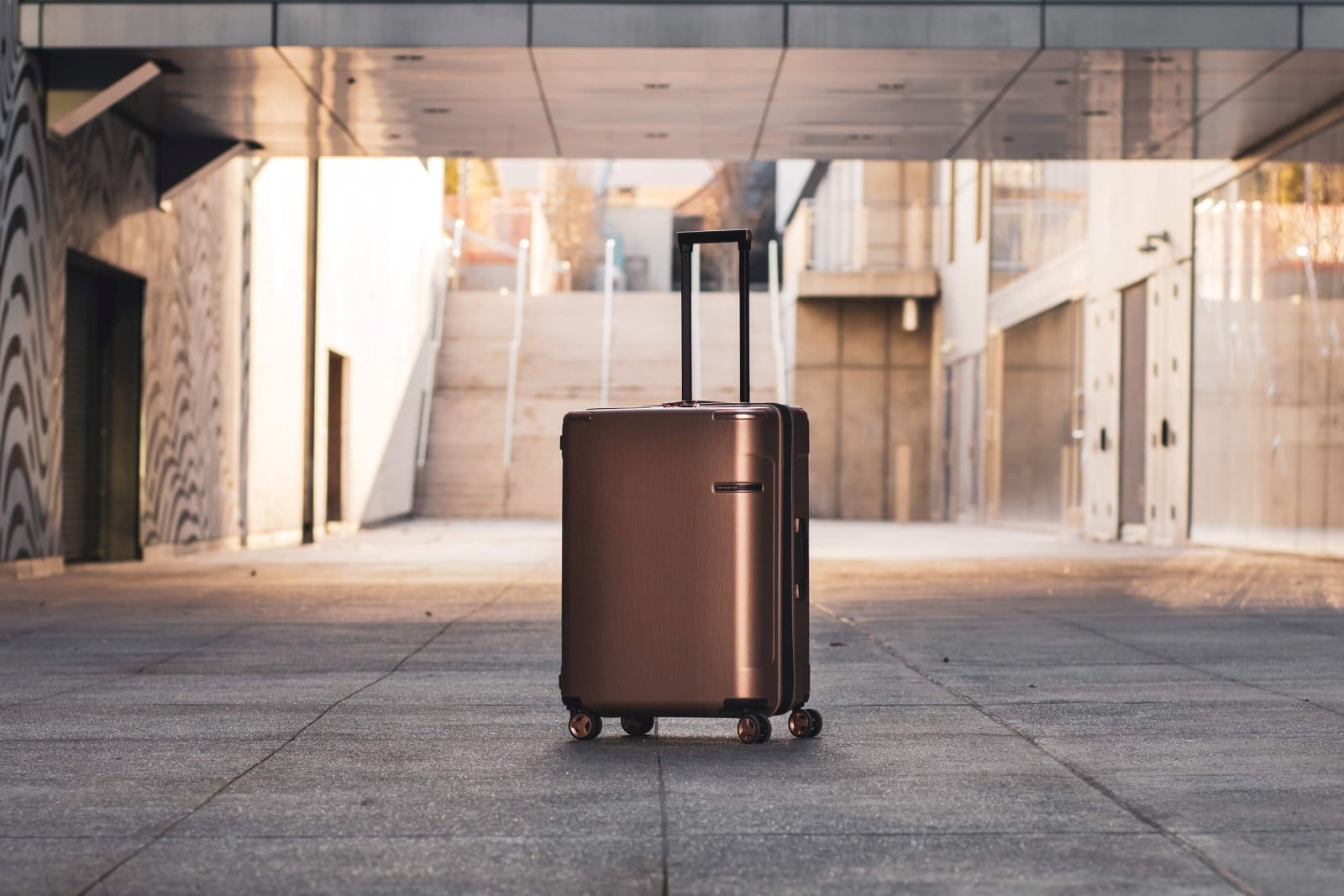 which-suitcase-is-best-for-an-international-travel