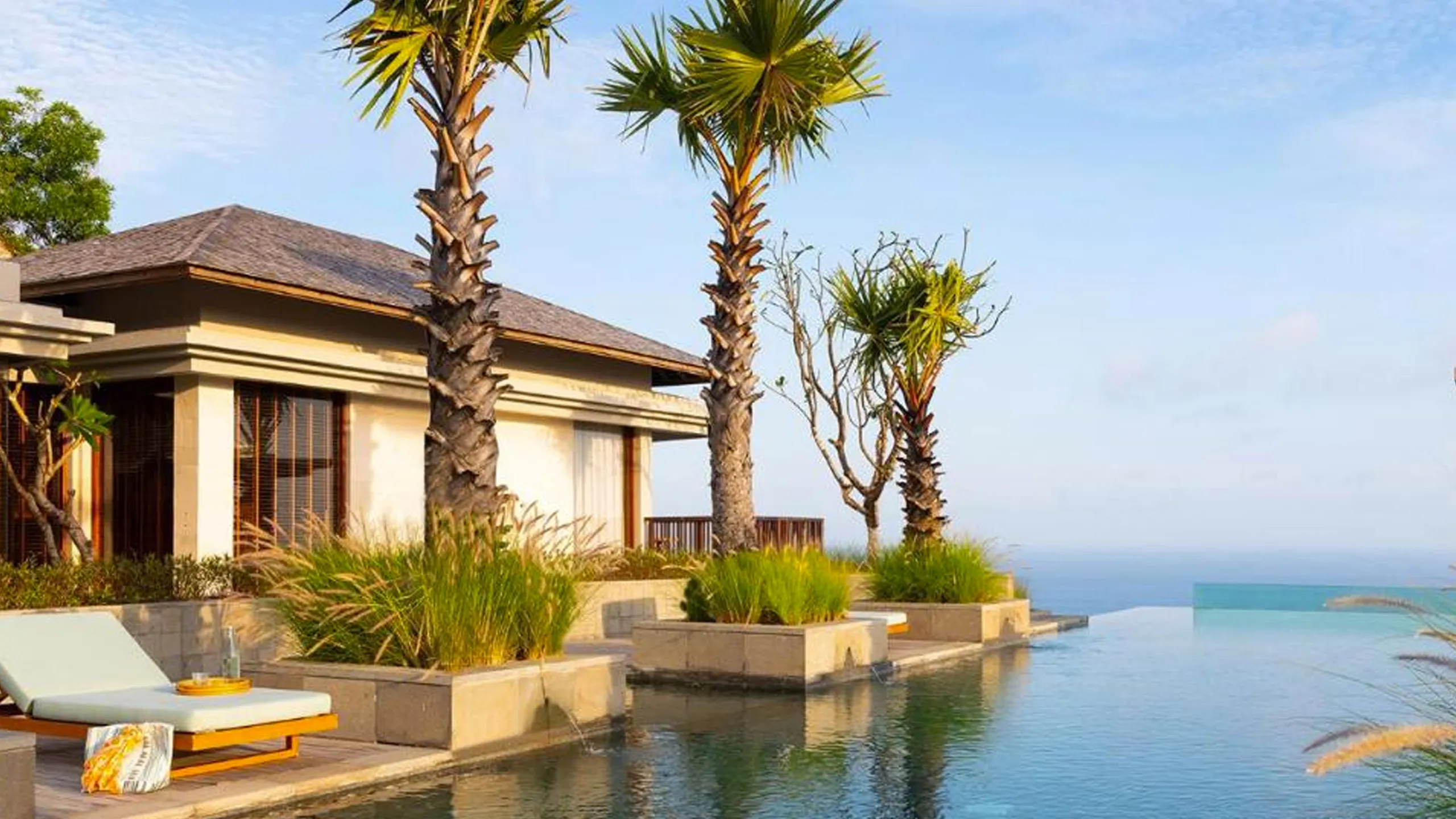 12-Best-Honeymoon-Destinations-In-February-038-March-that-You-Can-Actually-Afford 12-best-honeymoon-destinations-in-february-march-that-you-can-actually-afford