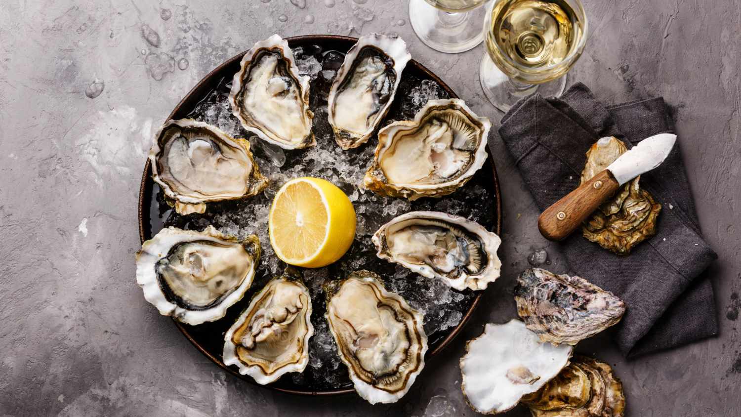 a-historic-international-agreement-demands-oysters-and-wine-for-breakfast