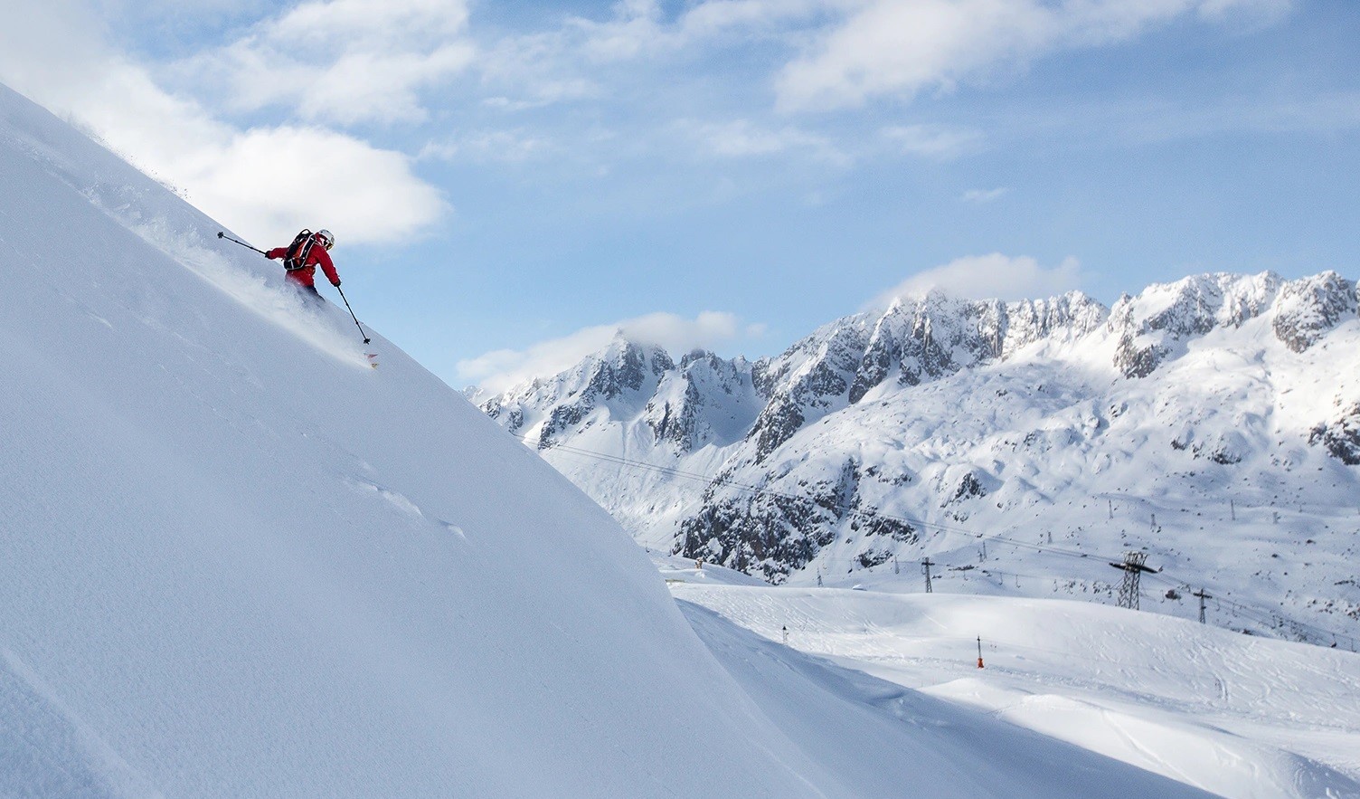 Avoiding-Edge-Catches-While-Skiing-Safety-On-The-Slopes avoiding-edge-catches-while-skiing-safety-on-the-slopes