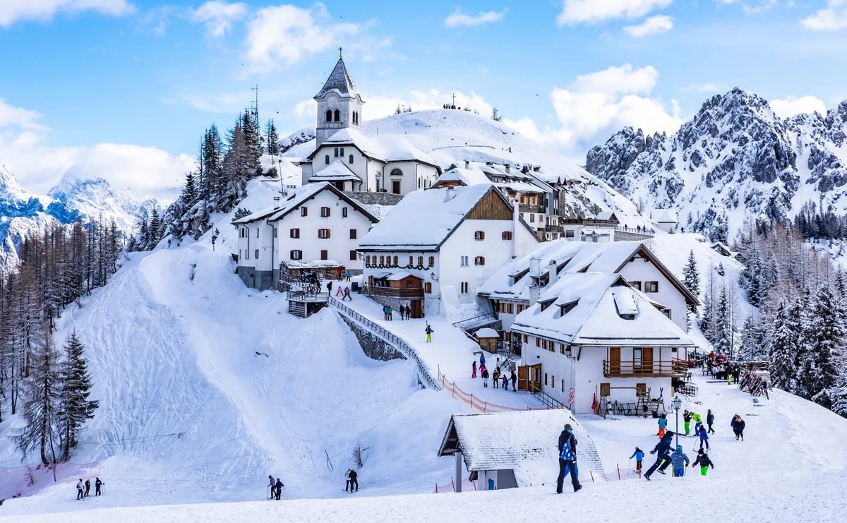 Blackout-Dates-In-Skiing-Understanding-The-Limitations blackout-dates-in-skiing-understanding-the-limitations