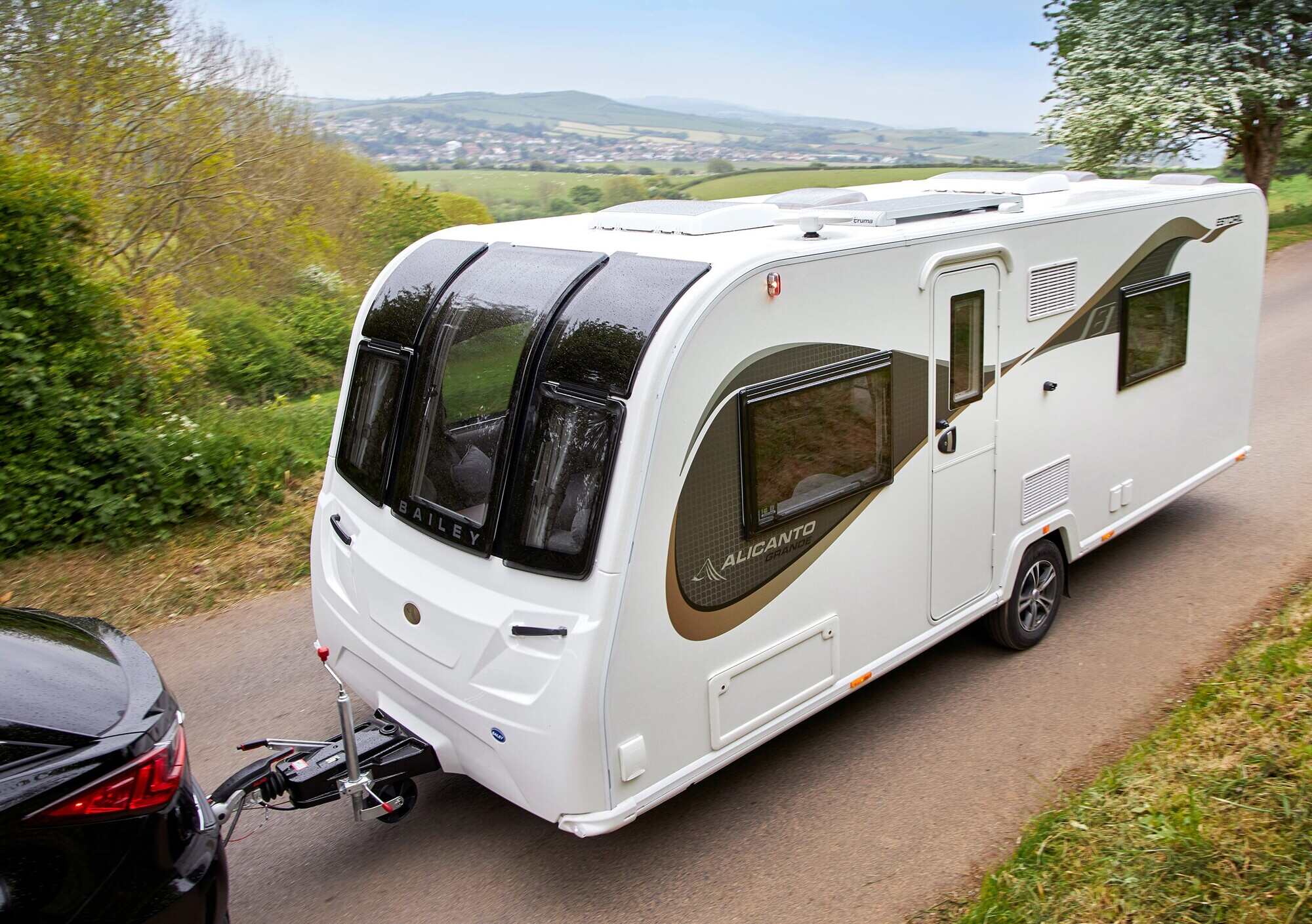 How-Do-I-Know-If-My-Car-Can-Tow-A-Caravan how-do-i-know-if-my-car-can-tow-a-caravan