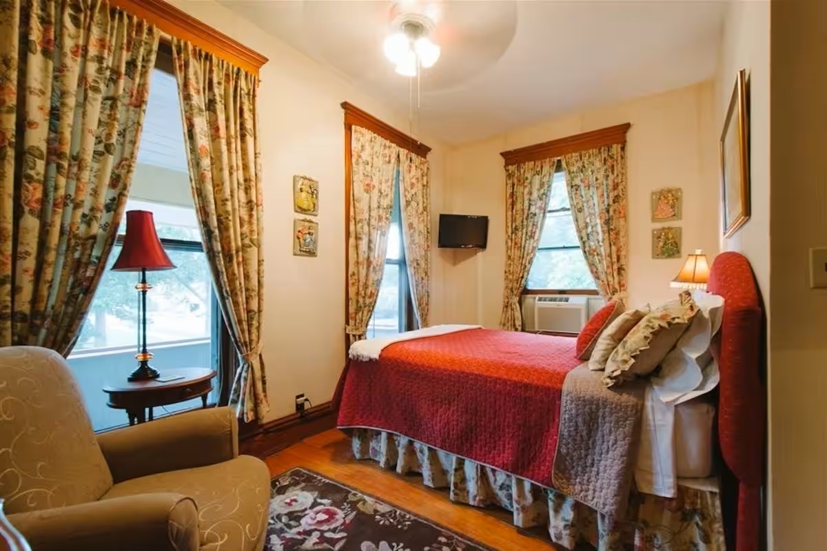 How-Far-Is-It-From-The-Waller-House-Inn-Bed-And-Breakfast-To-Scandia-Valley-Vineyards how-far-is-it-from-the-waller-house-inn-bed-and-breakfast-to-scandia-valley-vineyards