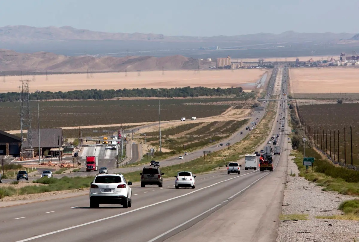 How-Far-Is-Vegas-From-The-California-Border how-far-is-vegas-from-the-california-border