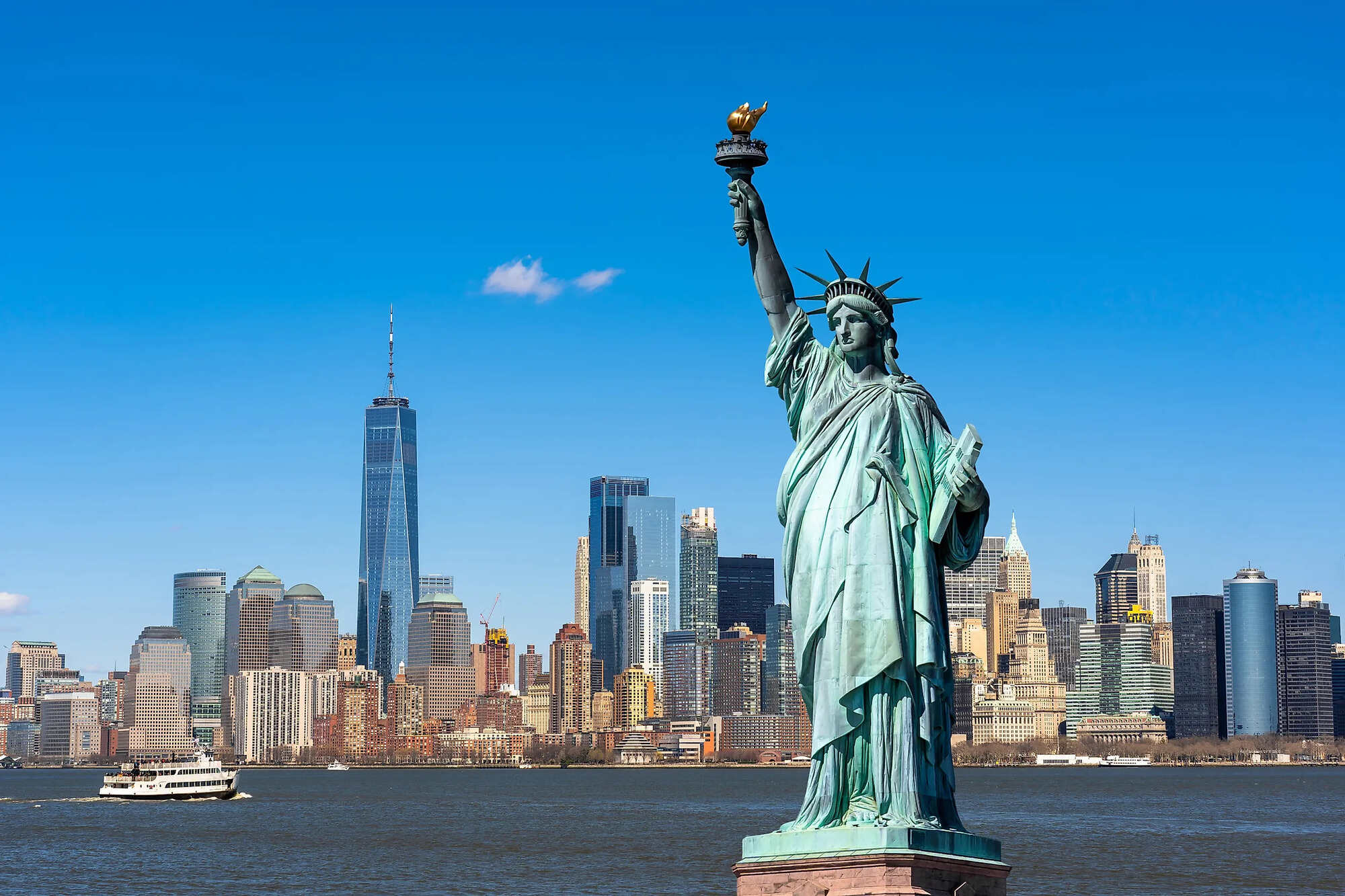 How-Many-Tourists-Visit-The-Statue-Of-Liberty-Each-Year how-many-tourists-visit-the-statue-of-liberty-each-year