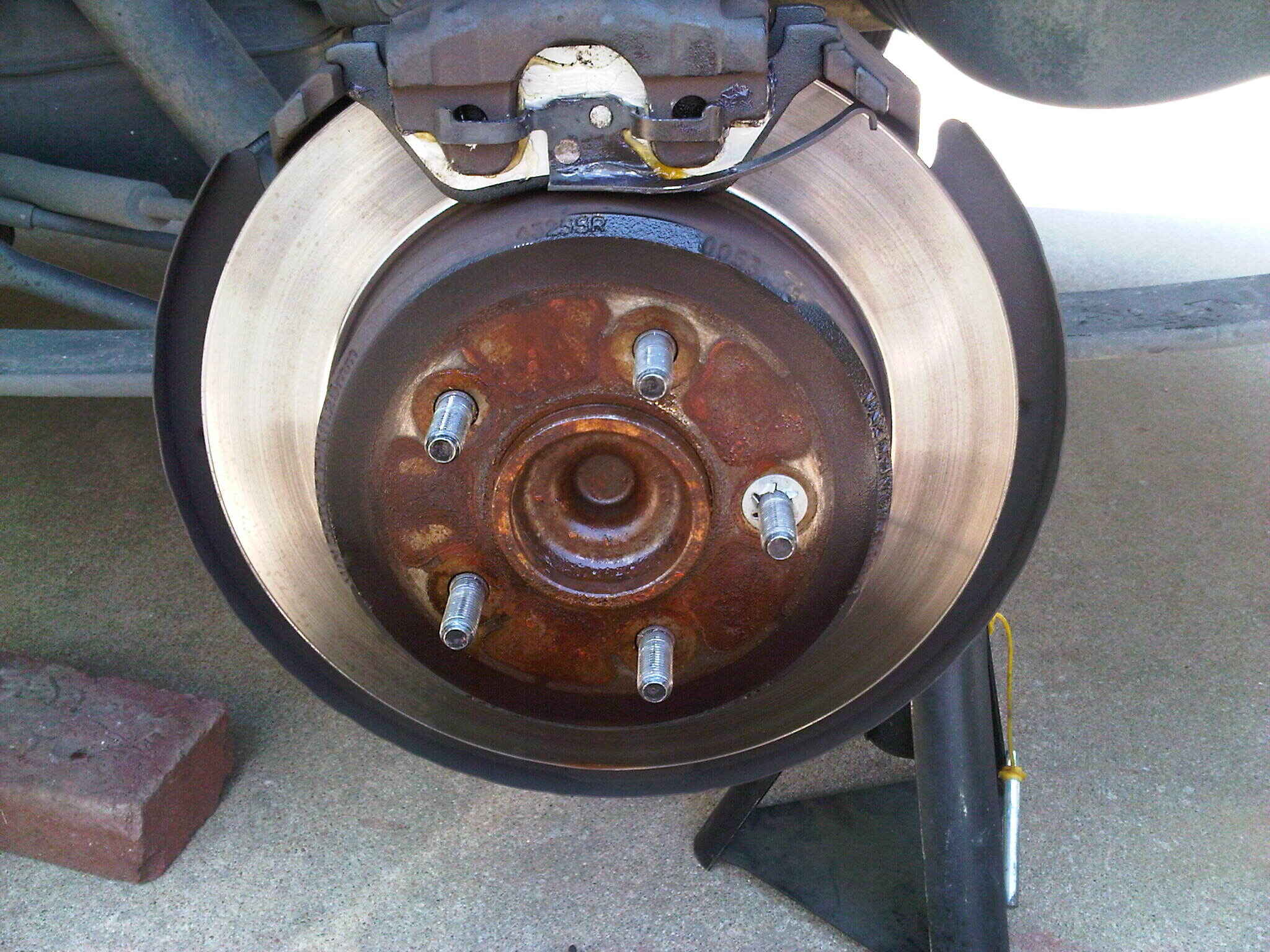 How-To-Change-Brake-Pads-On-A-2005-Dodge-Grand-Caravan how-to-change-brake-pads-on-a-2005-dodge-grand-caravan