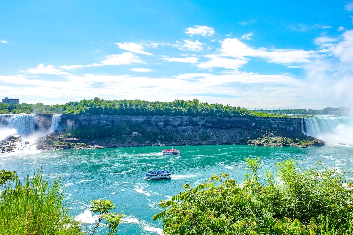 How-To-Get-From-Toronto-To-Niagara-Falls-For-A-Day-Trip how-to-get-from-toronto-to-niagara-falls-for-a-day-trip