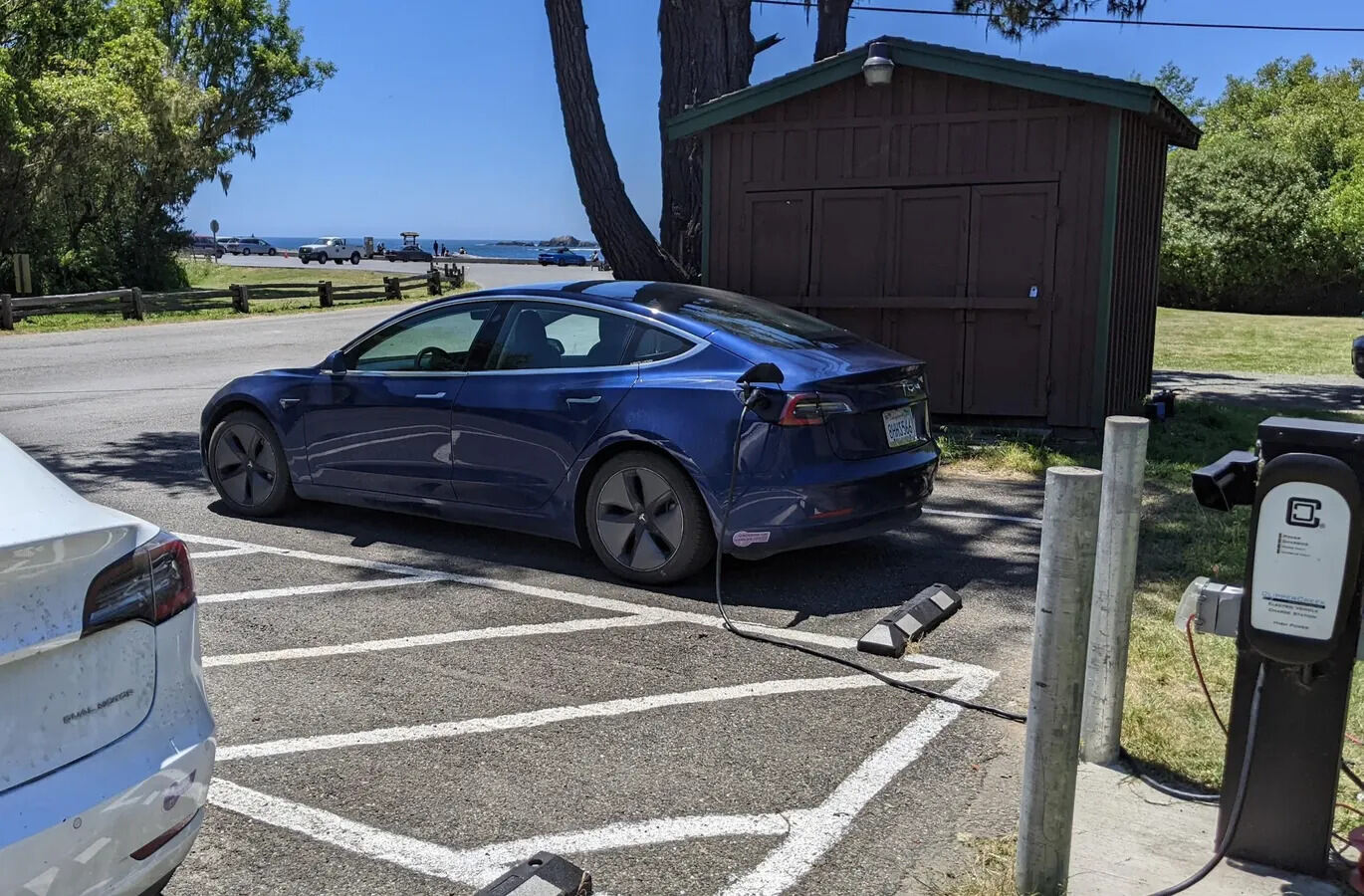 how-to-plan-a-road-trip-in-a-tesla