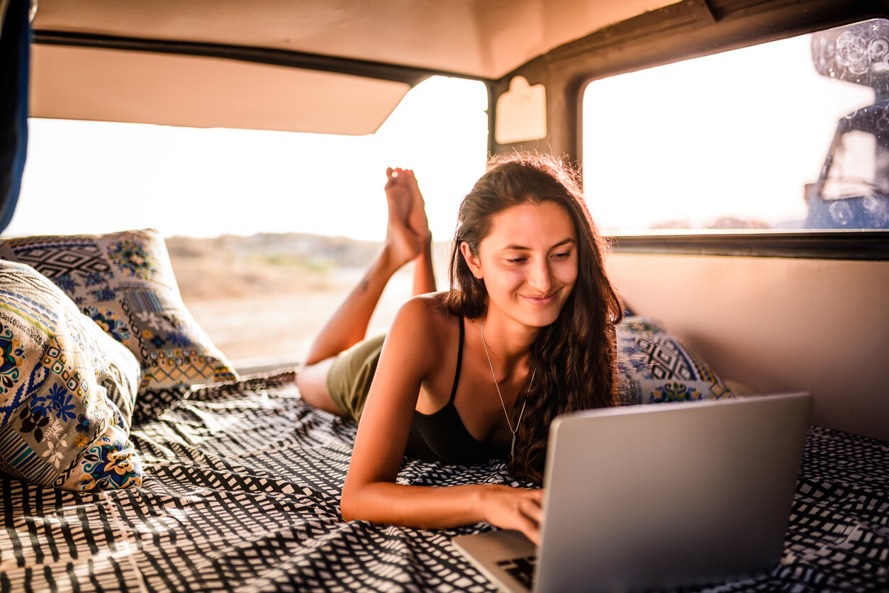 How-To-Travel-Like-A-Nomad how-to-travel-like-a-nomad