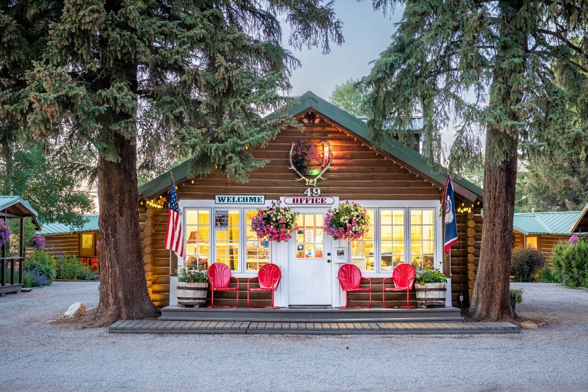 If-I-Own-A-Motel-In-Wyoming-What-Rates-Can-I-Charge if-i-own-a-motel-in-wyoming-what-rates-can-i-charge