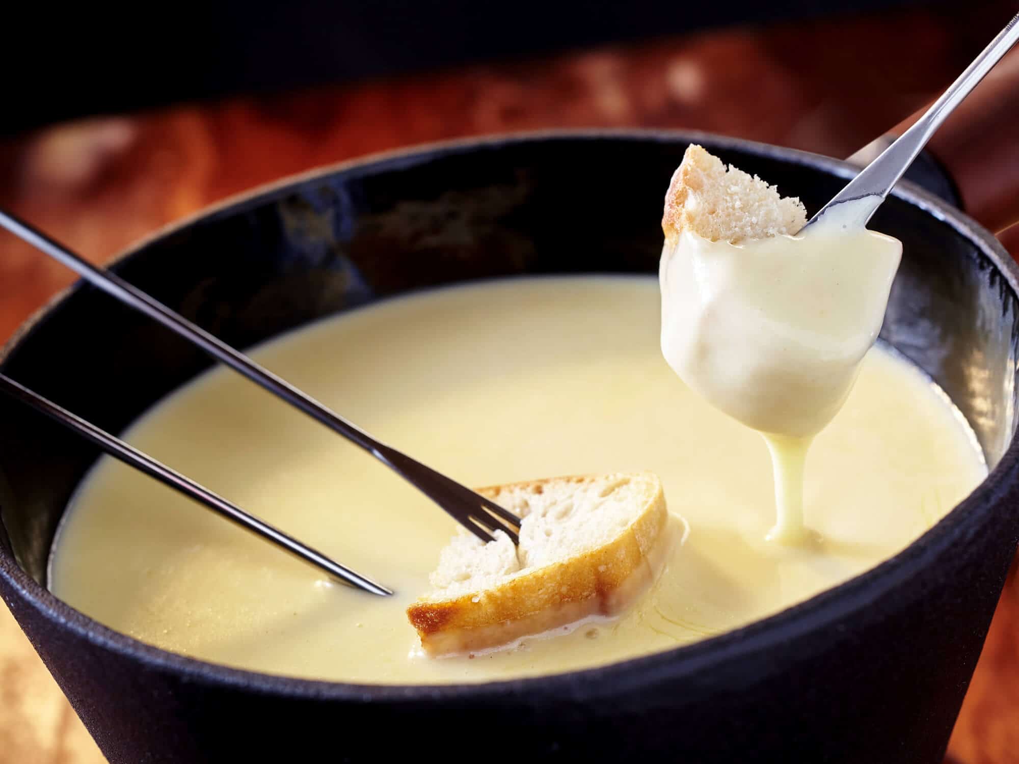 One-Of-The-World8217s-Legendary-Libraries-And-Cheese-Fondue-For-Breakfast one-of-the-worlds-legendary-libraries-and-cheese-fondue-for-breakfast