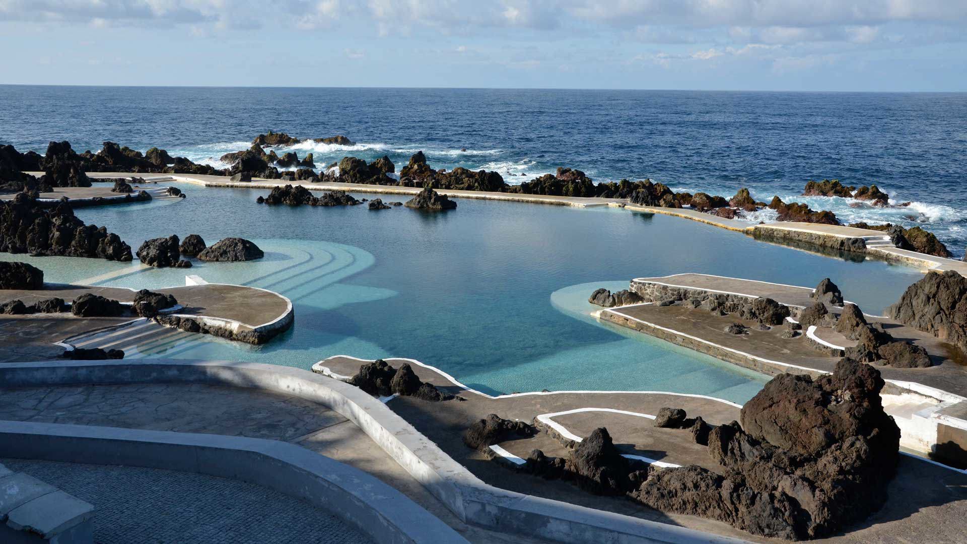 Porto-Moniz-Natural-Swimming-Pools-On-Madeira-Island porto-moniz-natural-swimming-pools-on-madeira-island