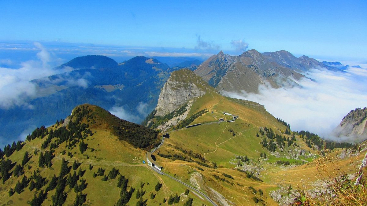 Rochers De Naye Hike From Montreux Switzerland TouristSecrets