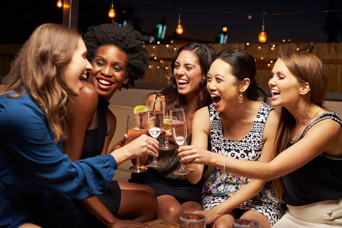 Scenes-From-A-Frantic-Week-Long-Bar-Crawl scenes-from-a-frantic-week-long-bar-crawl