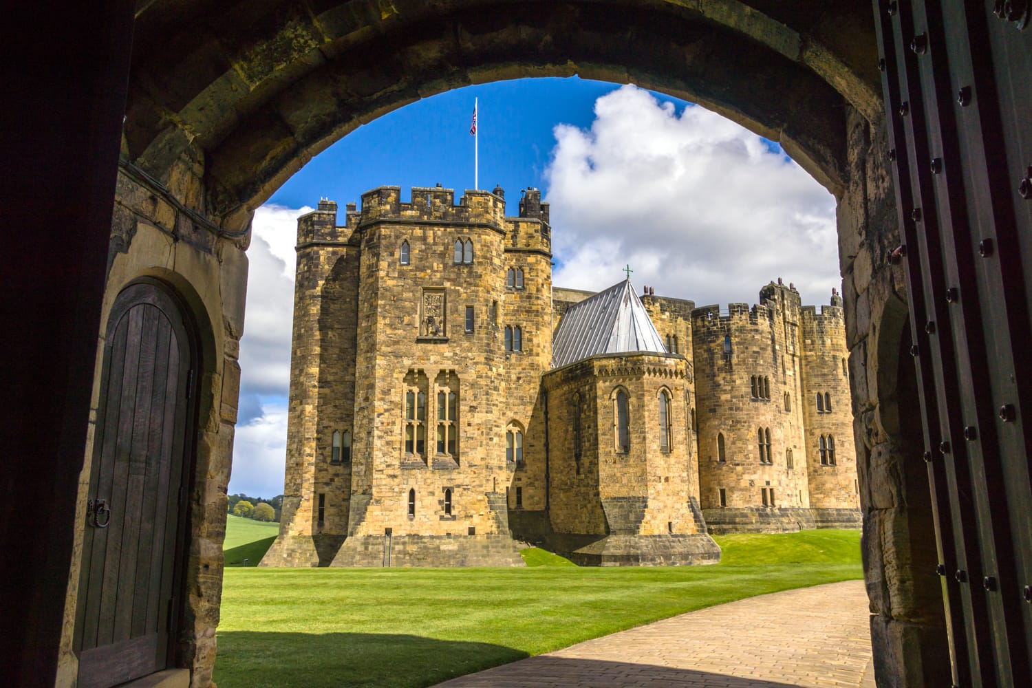 The-Ultimate-Guide-To-Harry-Potter-Destinations-Around-The-World the-ultimate-guide-to-harry-potter-destinations-around-the-world