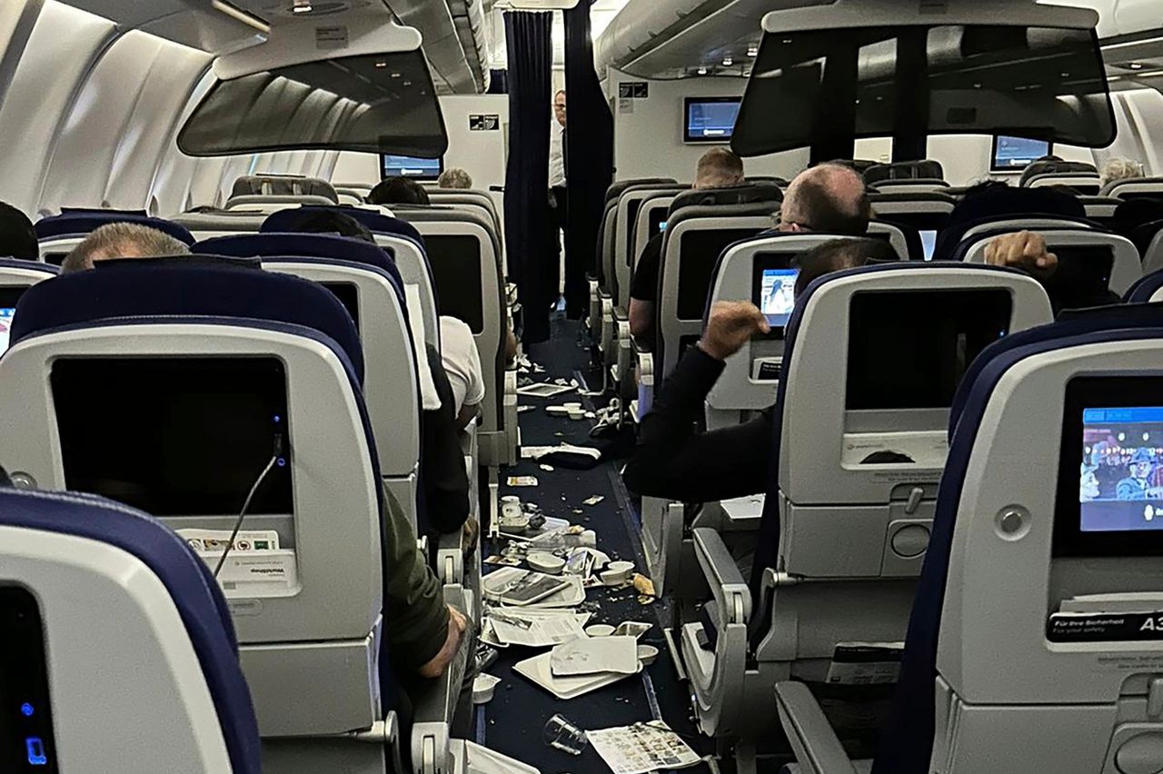 What-Causes-Turbulence-On-An-Airplane what-causes-turbulence-on-an-airplane