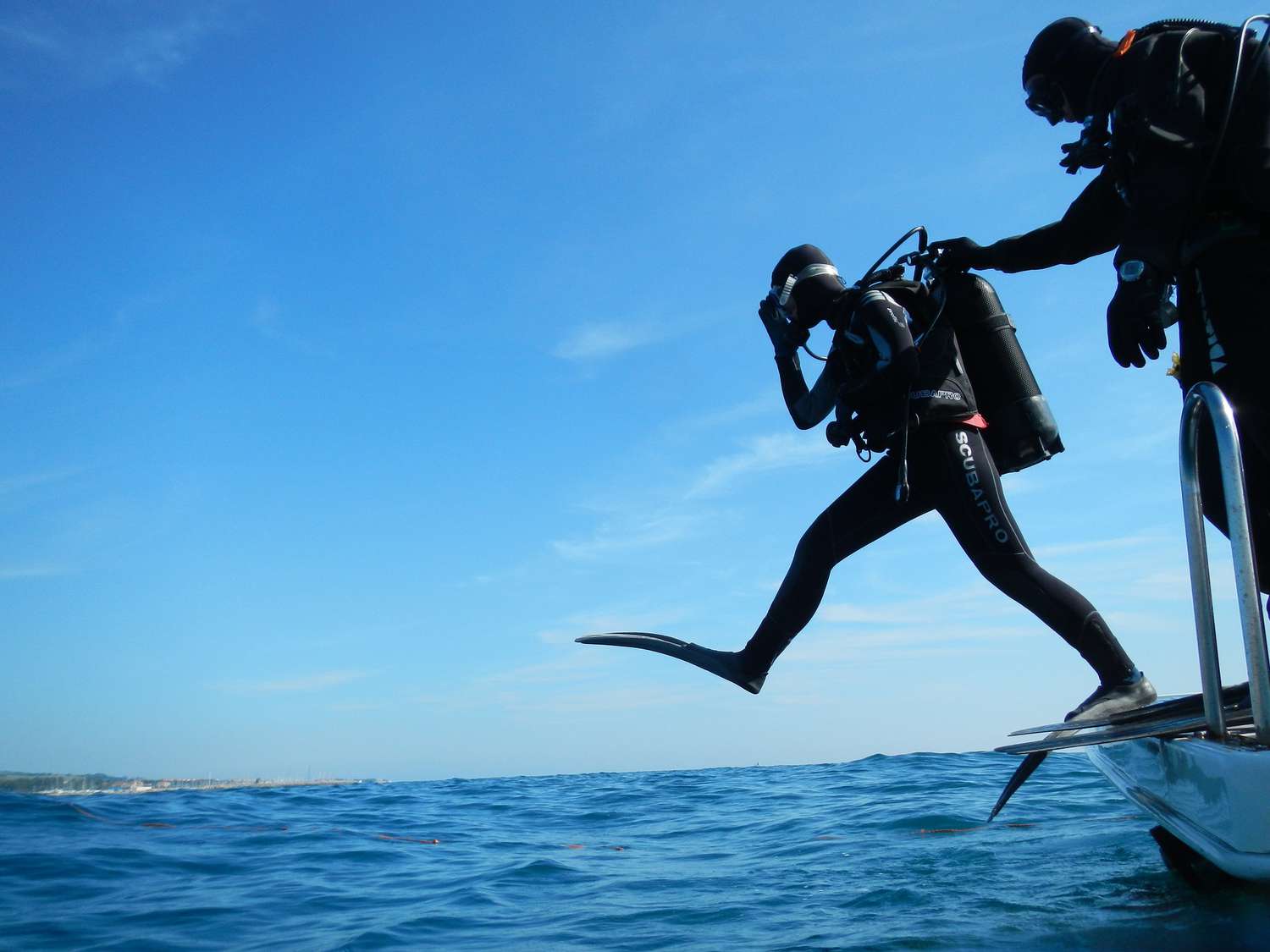 What-Do-You-Wear-Under-A-Wetsuit-When-Scuba-Diving what-do-you-wear-under-a-wetsuit-when-scuba-diving