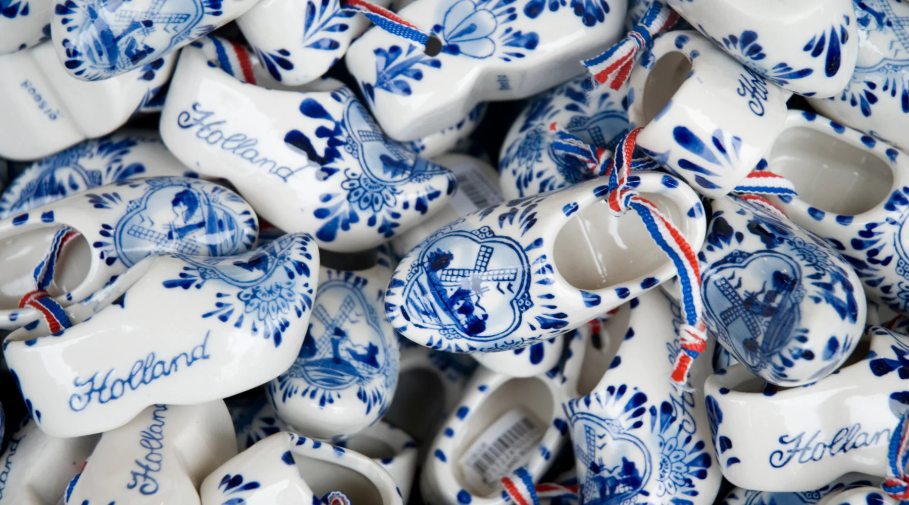 What-Is-A-Good-Souvenir-From-Holland what-is-a-good-souvenir-from-holland