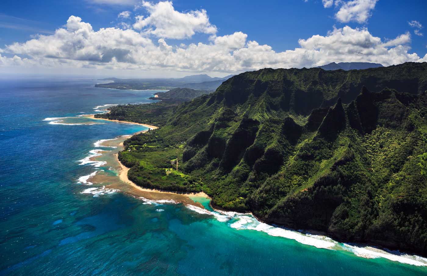when-is-peak-tourist-season-in-hawaii