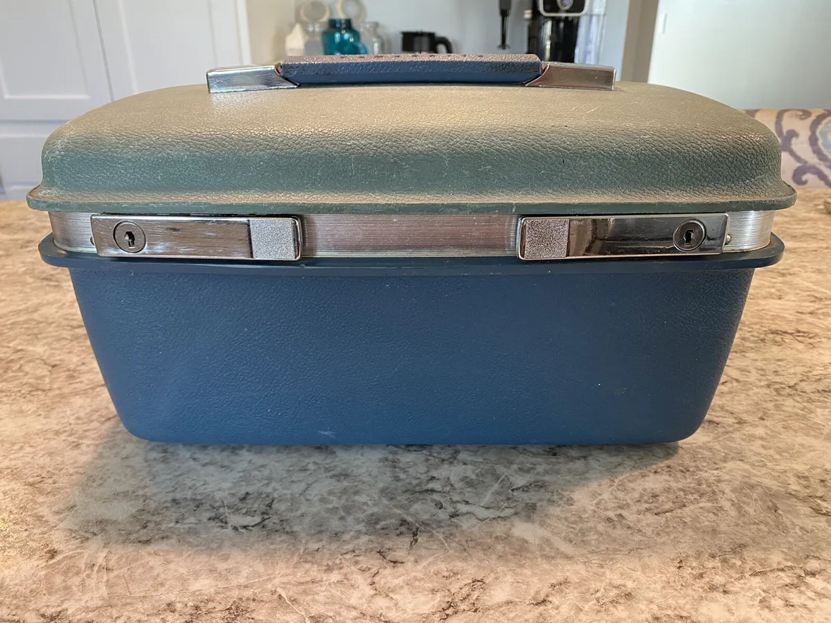 When-Is-Samsonite-Saturn-Train-Case-Made when-is-samsonite-saturn-train-case-made