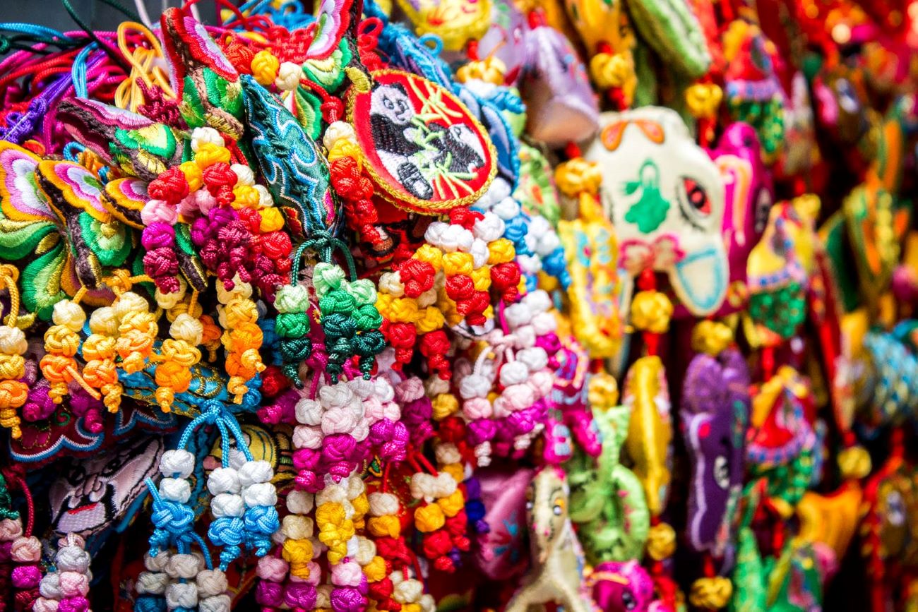 Where-To-Buy-Cheap-Souvenirs-In-Beijing where-to-buy-cheap-souvenirs-in-beijing