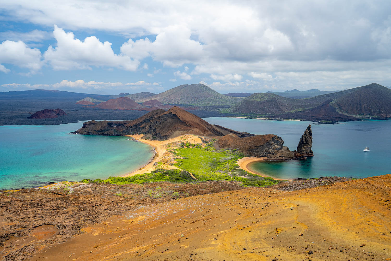 Which-Is-The-Best-Galapagos-Island-For-A-Day-Trip which-is-the-best-galapagos-island-for-a-day-trip