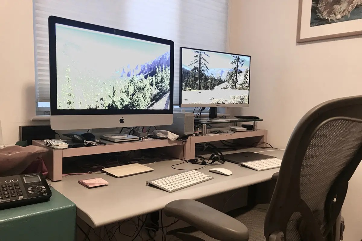 Work from Home Gift Guide 21 Amazing Gifts for Remote Workers TouristSecrets