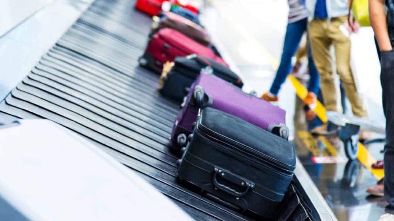 Checked-Baggage-When-You-Have-A-Layover checked-baggage-when-you-have-a-layover