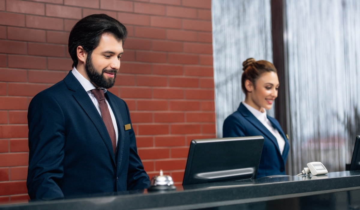 How-Do-You-Work-Your-Way-Up-To-Hotel-Manager how-do-you-work-your-way-up-to-hotel-manager