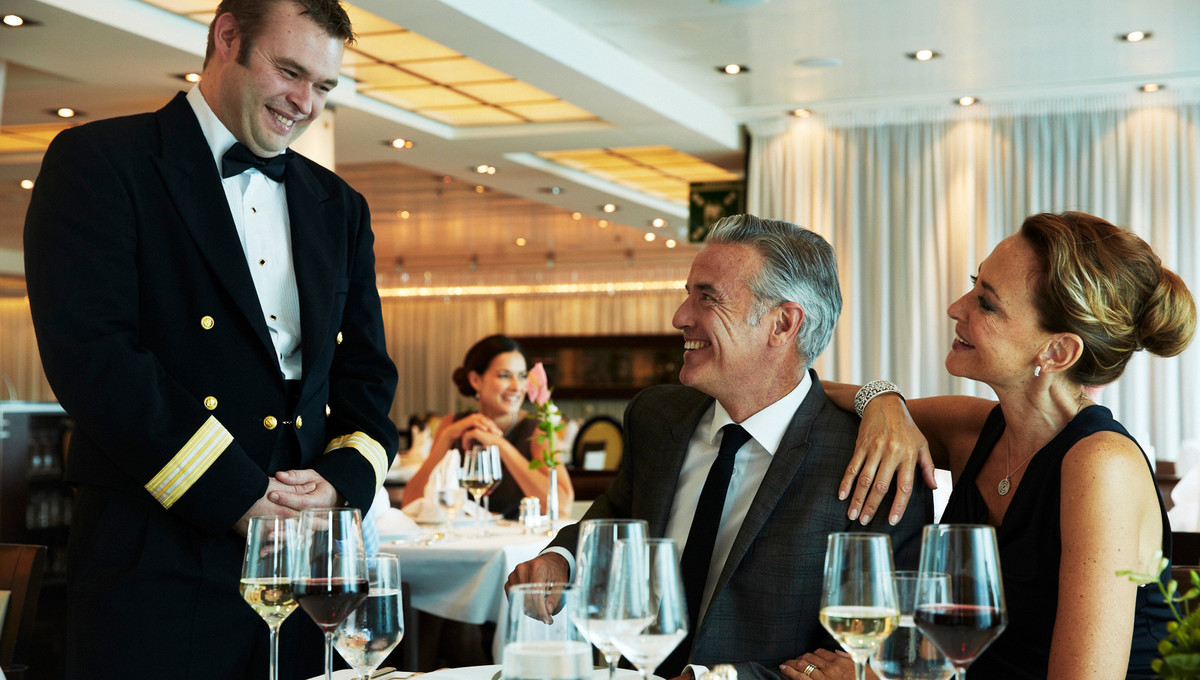 How-Is-It-Working-On-A-Cruise-Ship how-is-it-working-on-a-cruise-ship