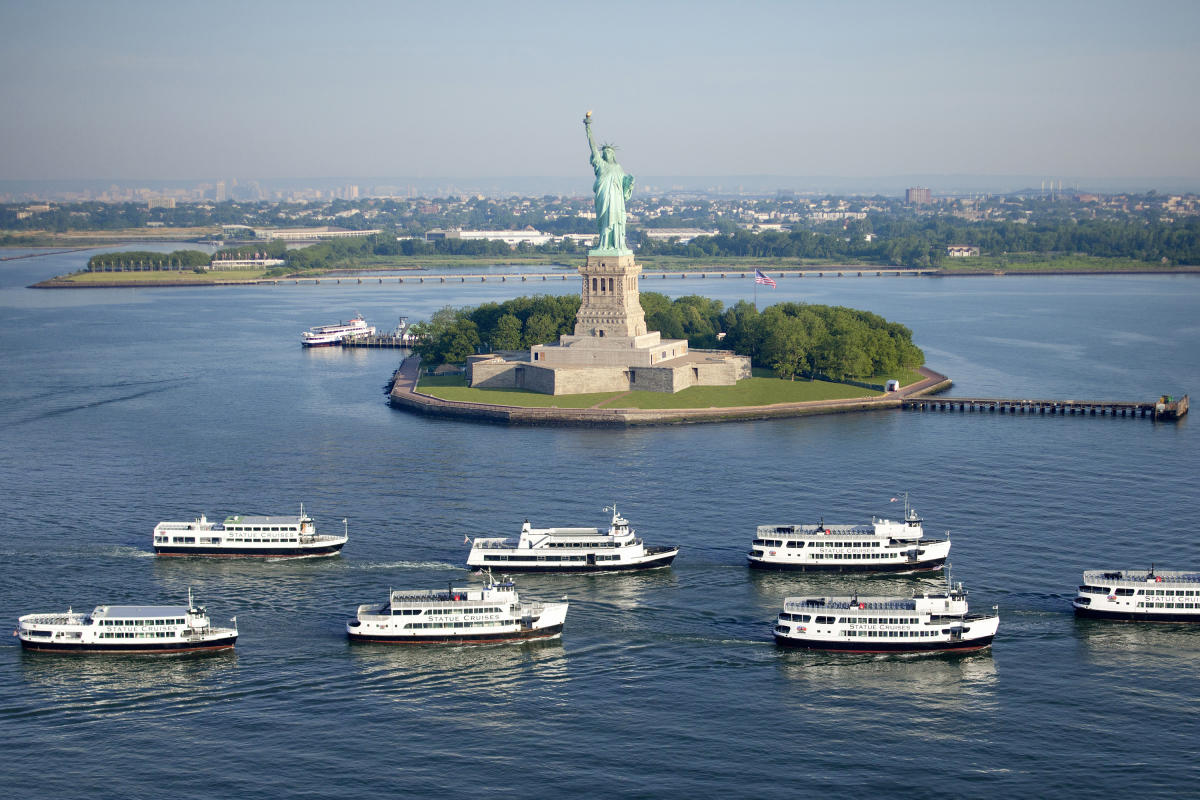 statue of liberty cruise how long