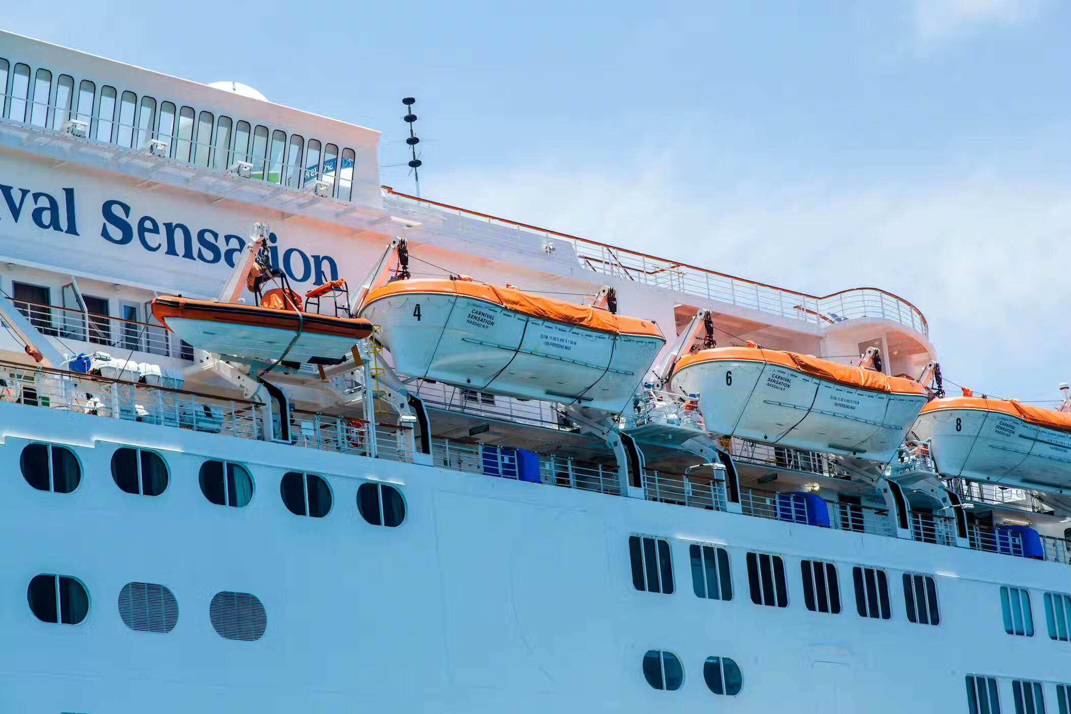 how-many-lifeboats-are-on-a-carnival-cruise-ship