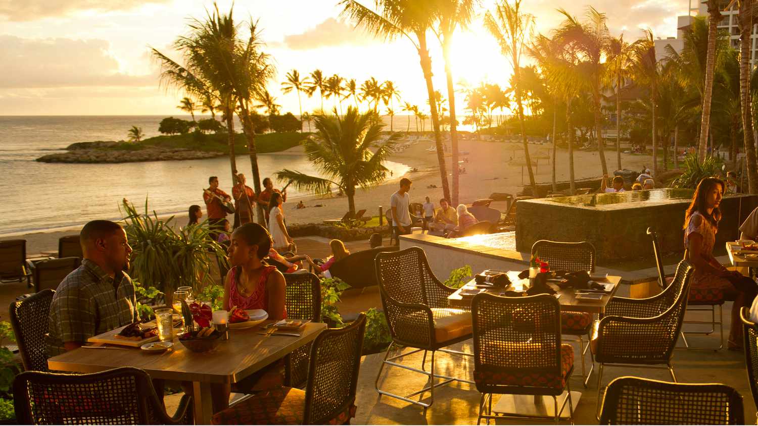How-Much-To-Tip-A-Tour-Guide-In-Hawaii how-much-to-tip-a-tour-guide-in-hawaii