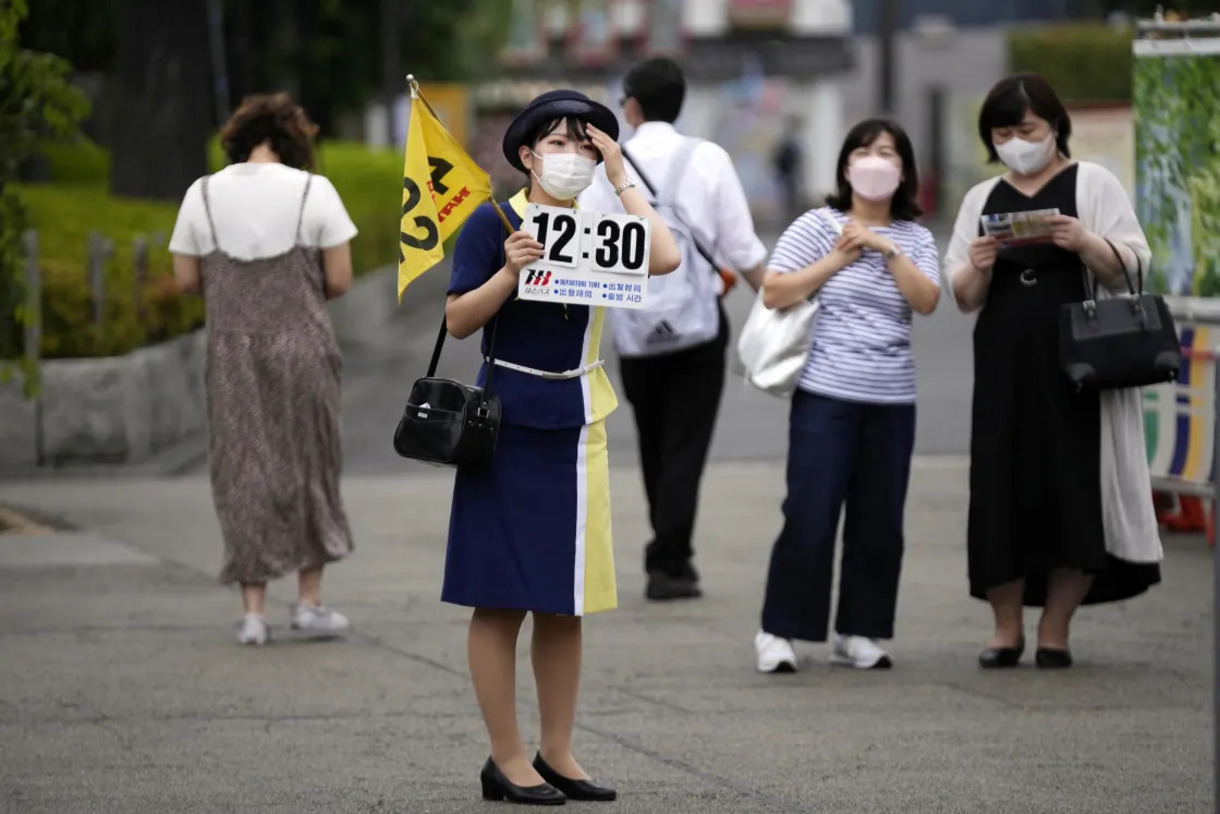 How-To-Be-A-Tour-Guide-In-Japan how-to-be-a-tour-guide-in-japan