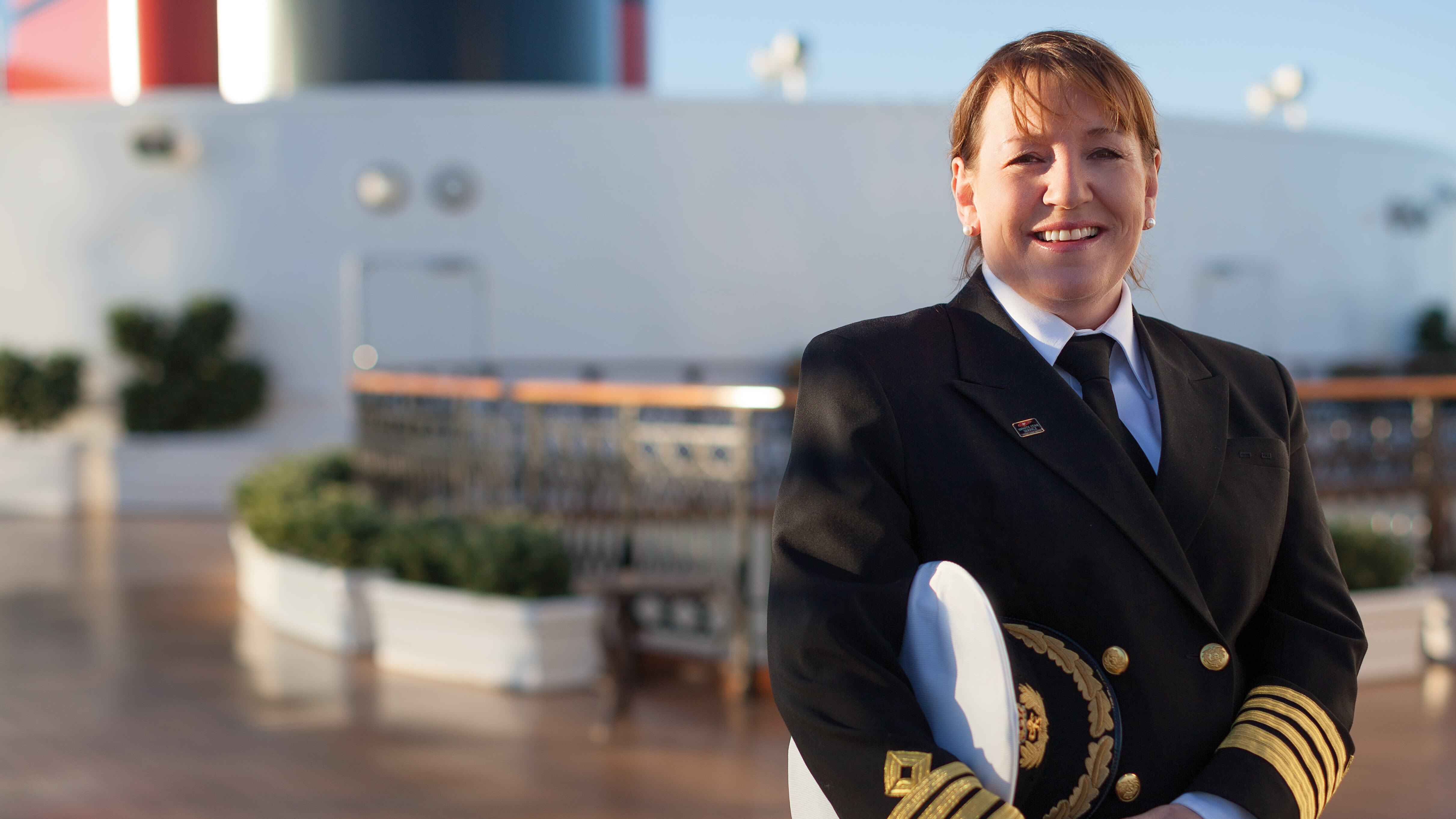 how-to-become-a-cruise-ship-officer
